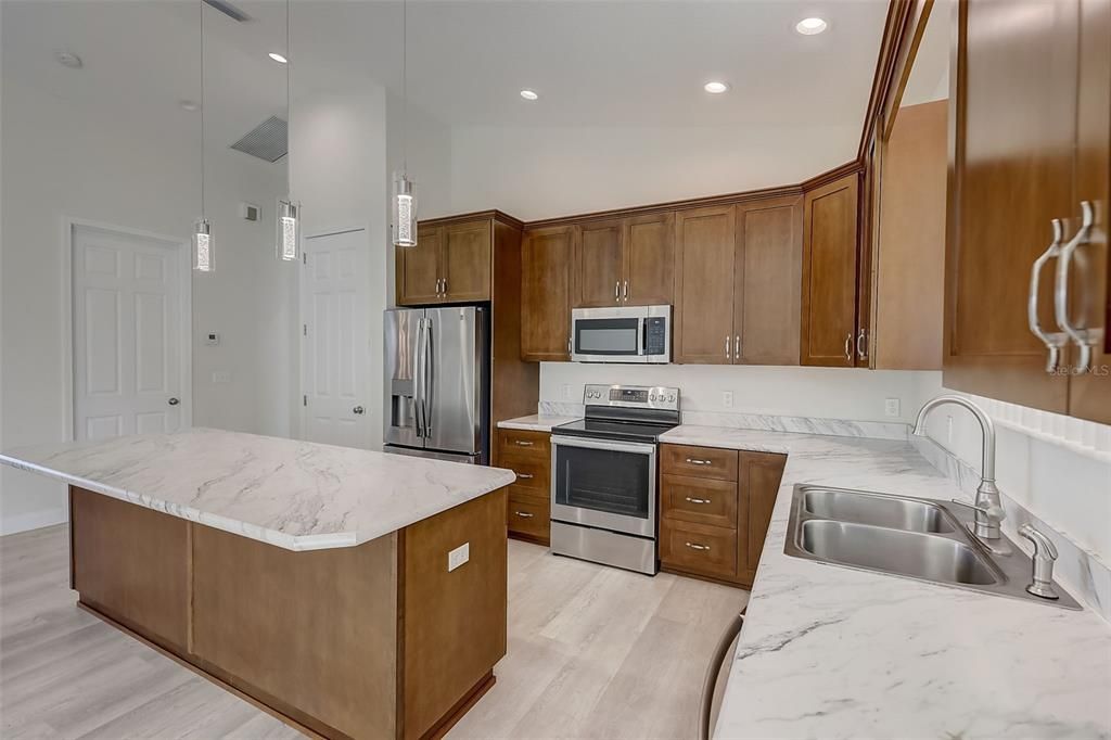 Active With Contract: $725,000 (3 beds, 2 baths, 1817 Square Feet)