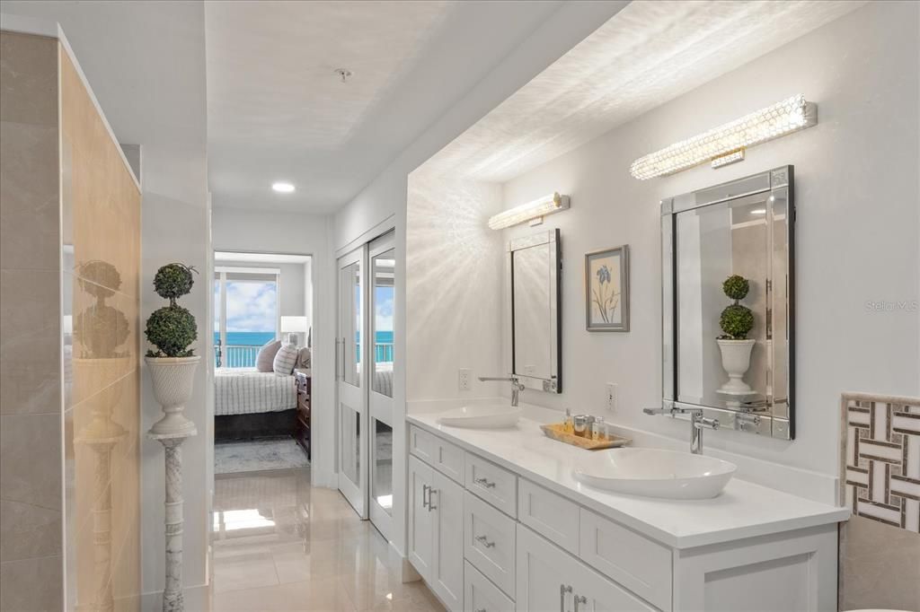 Active With Contract: $1,995,000 (4 beds, 4 baths, 4400 Square Feet)