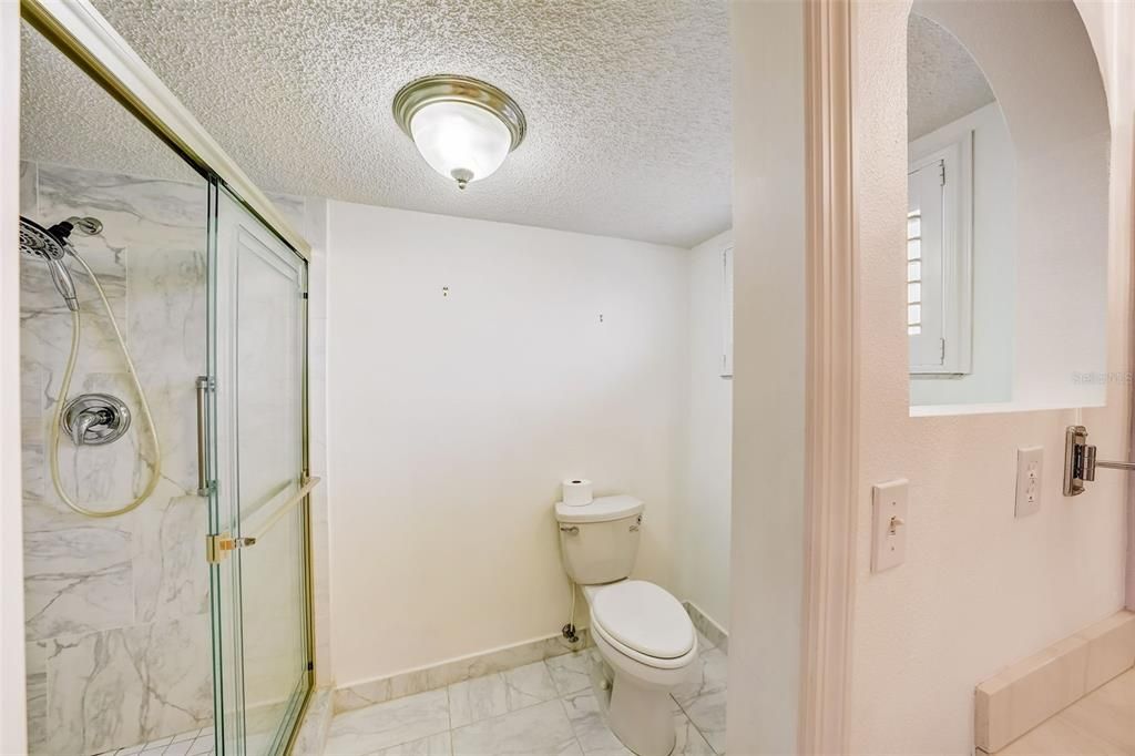 Recently Sold: $670,000 (2 beds, 2 baths, 2210 Square Feet)
