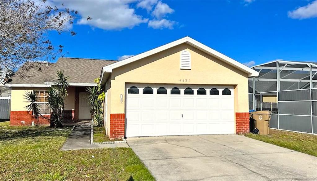 Recently Rented: $2,000 (3 beds, 2 baths, 1330 Square Feet)