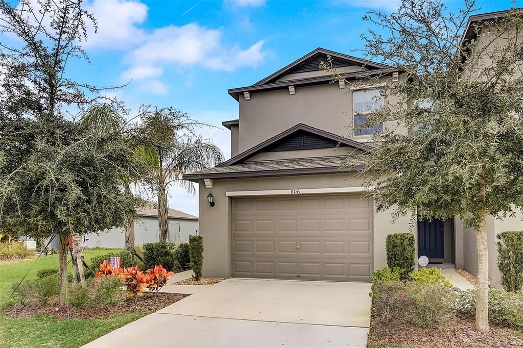 Recently Sold: $317,000 (3 beds, 2 baths, 2119 Square Feet)