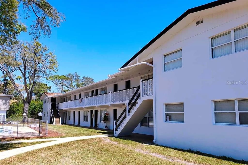 Recently Rented: $1,120 (1 beds, 1 baths, 800 Square Feet)
