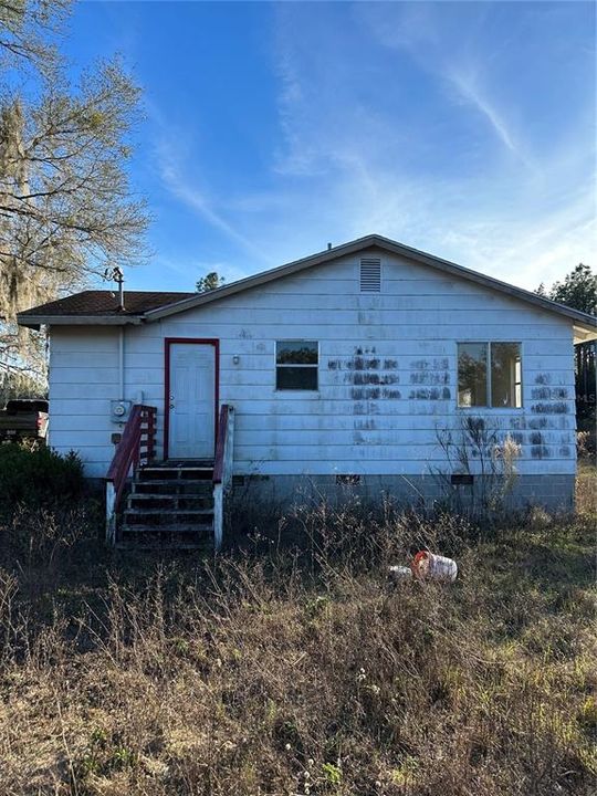 Recently Sold: $99,999 (3 beds, 1 baths, 864 Square Feet)