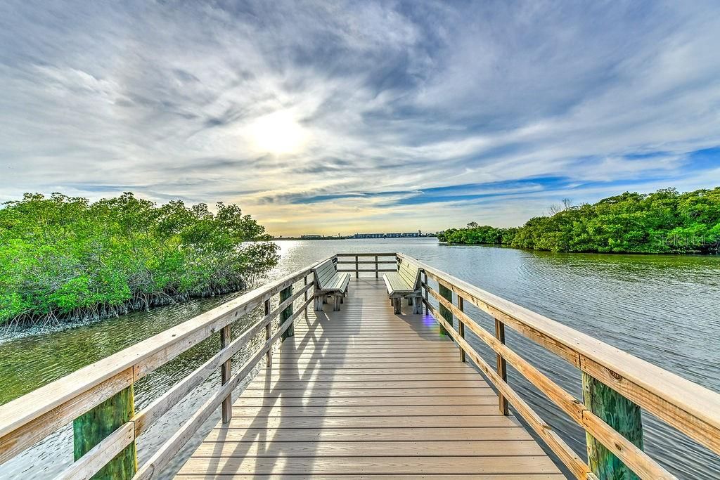 Private pier extends into Sarasota Bay