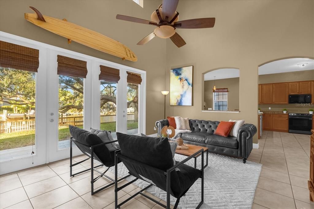 Active With Contract: $999,990 (4 beds, 2 baths, 2600 Square Feet)