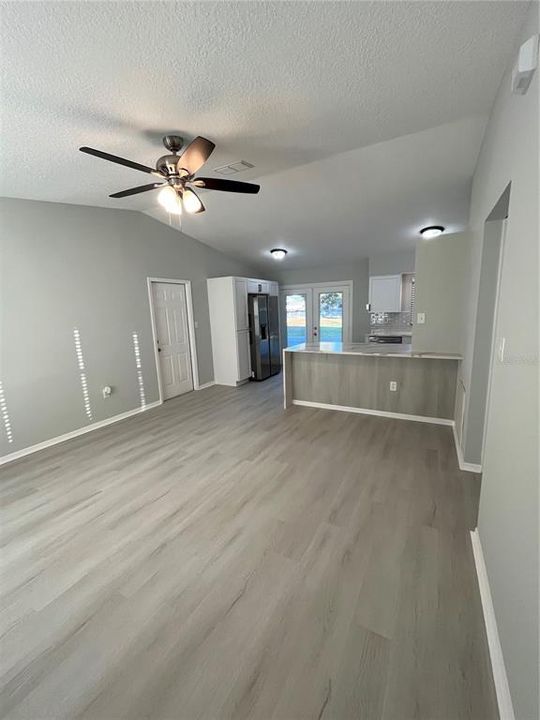 Recently Sold: $285,000 (3 beds, 2 baths, 1000 Square Feet)