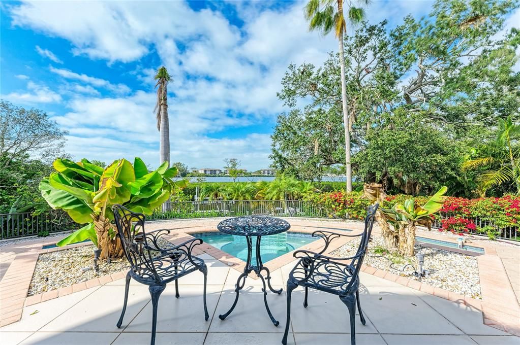 For Sale: $4,650,000 (4 beds, 4 baths, 5730 Square Feet)