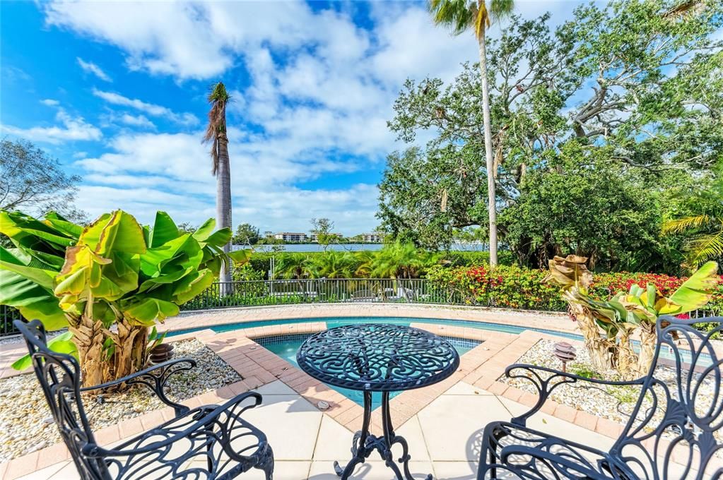 For Sale: $4,650,000 (4 beds, 4 baths, 5730 Square Feet)