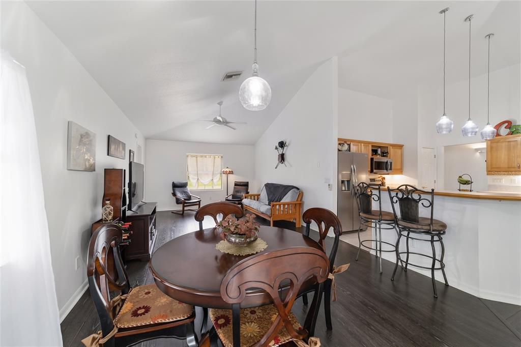 Recently Sold: $799,000 (4 beds, 3 baths, 2935 Square Feet)