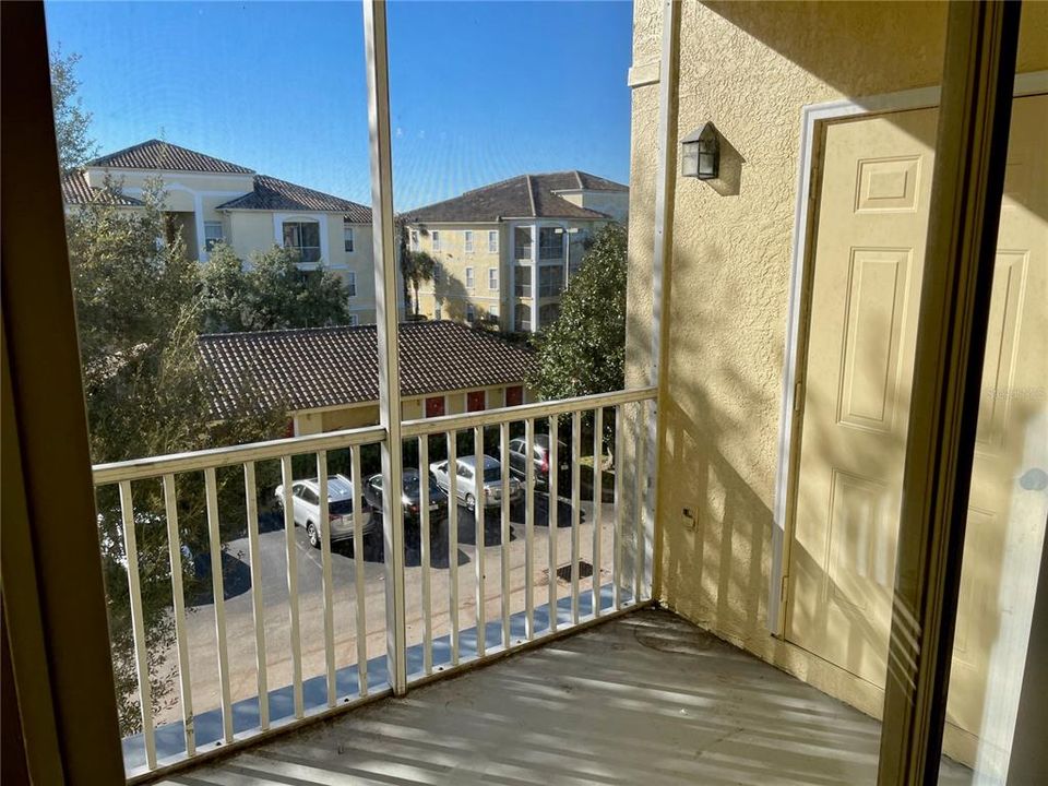 For Sale: $234,900 (2 beds, 2 baths, 1048 Square Feet)