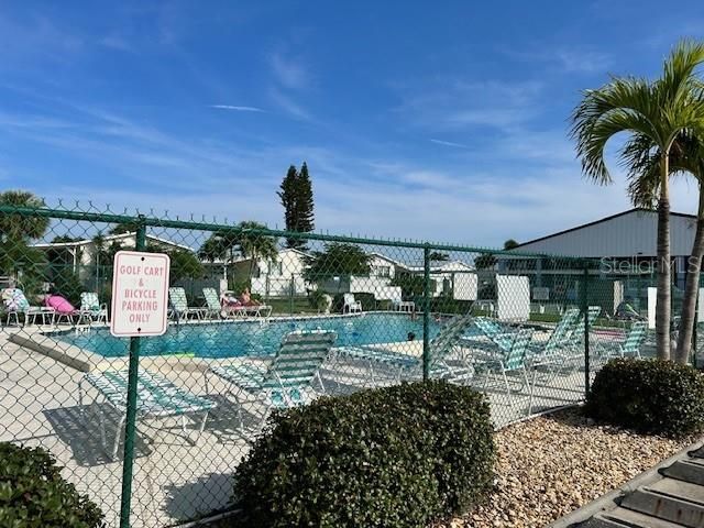 For Sale: $124,900 (2 beds, 2 baths, 1248 Square Feet)