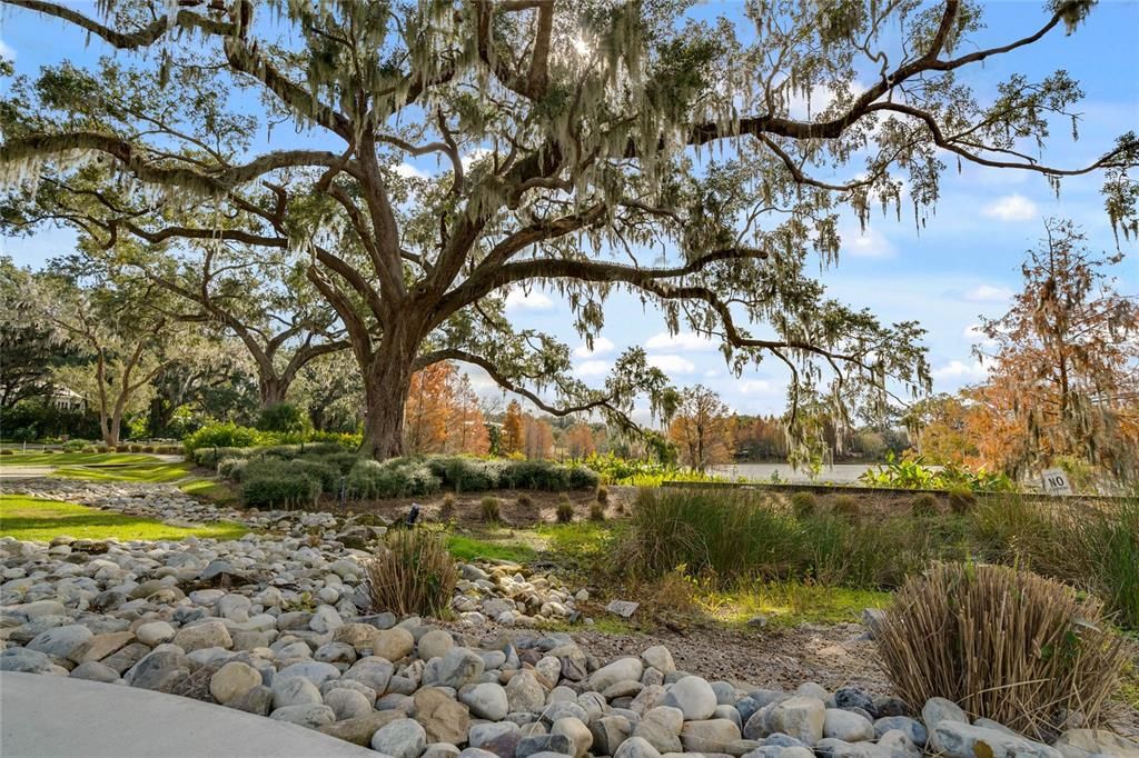 Recently Sold: $1,800,000 (5 beds, 5 baths, 4828 Square Feet)