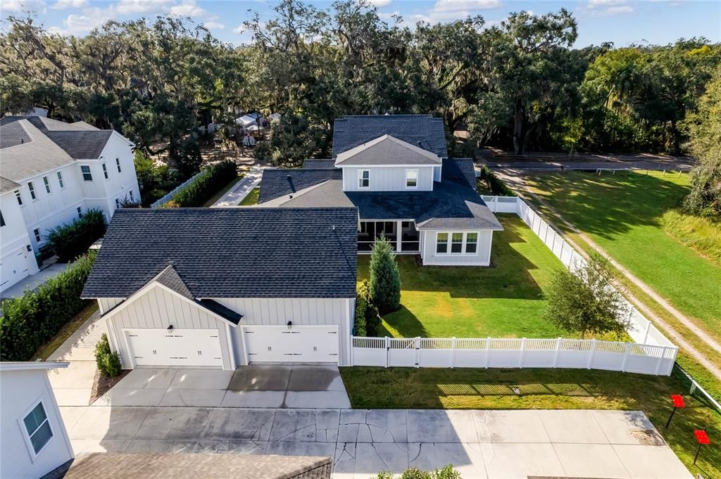 Recently Sold: $1,800,000 (5 beds, 5 baths, 4828 Square Feet)