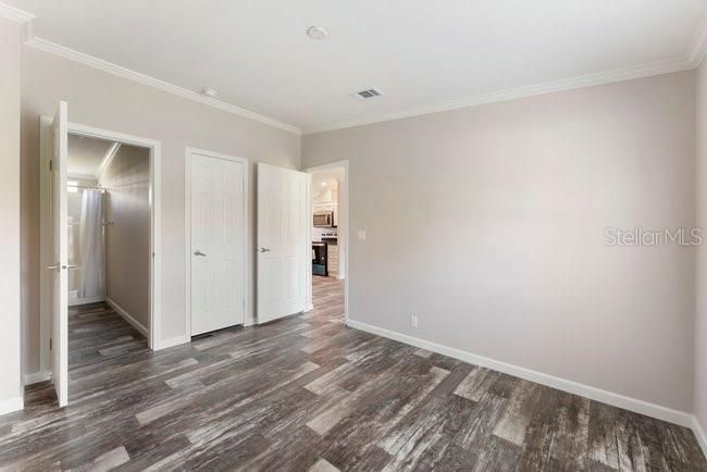 Active With Contract: $174,900 (3 beds, 2 baths, 1008 Square Feet)