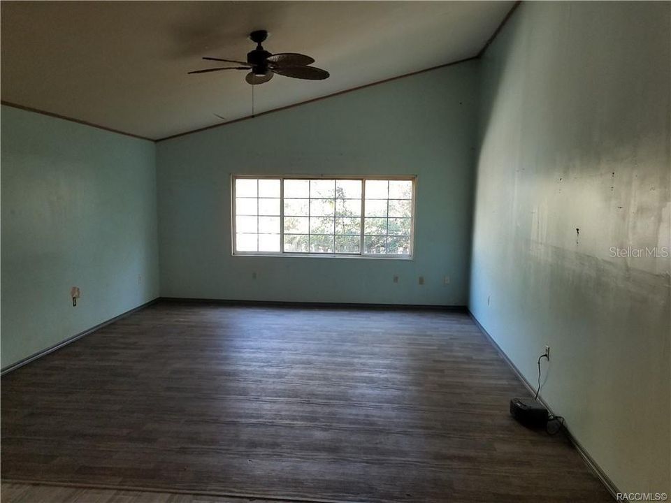 Vendido Recientemente: $250,000 (1 camas, 1 baños, 1024 Pies cuadrados)