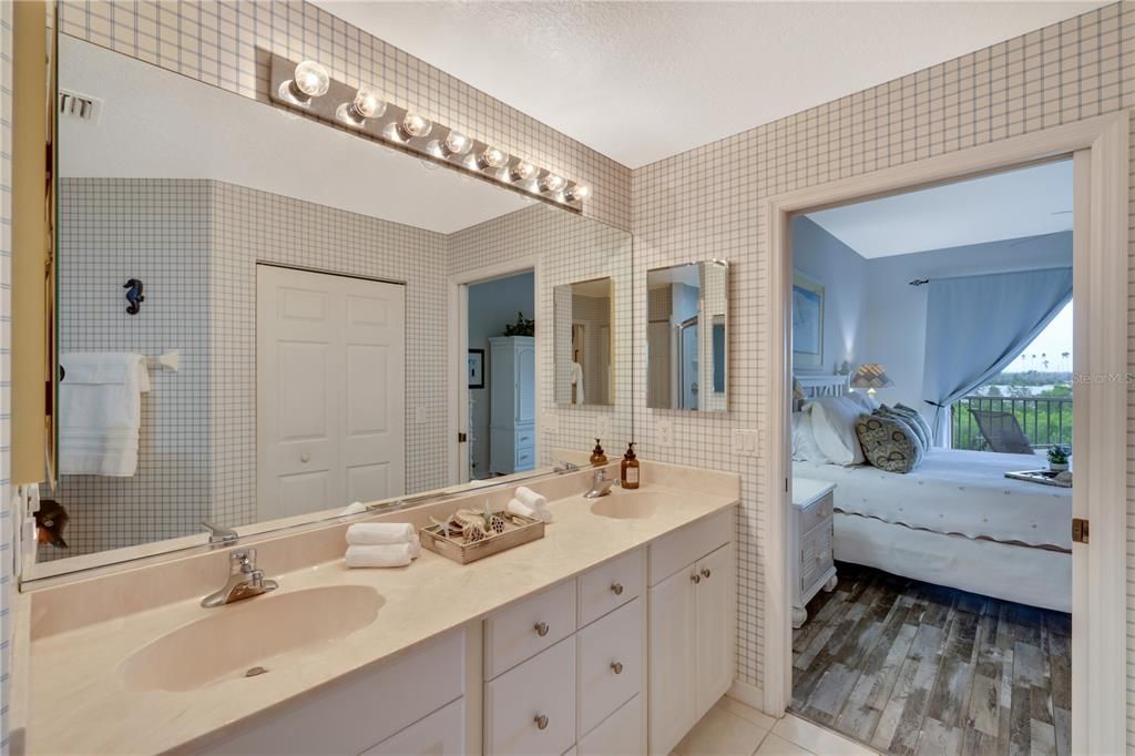 Ensuite with dual sinks& walk in closet