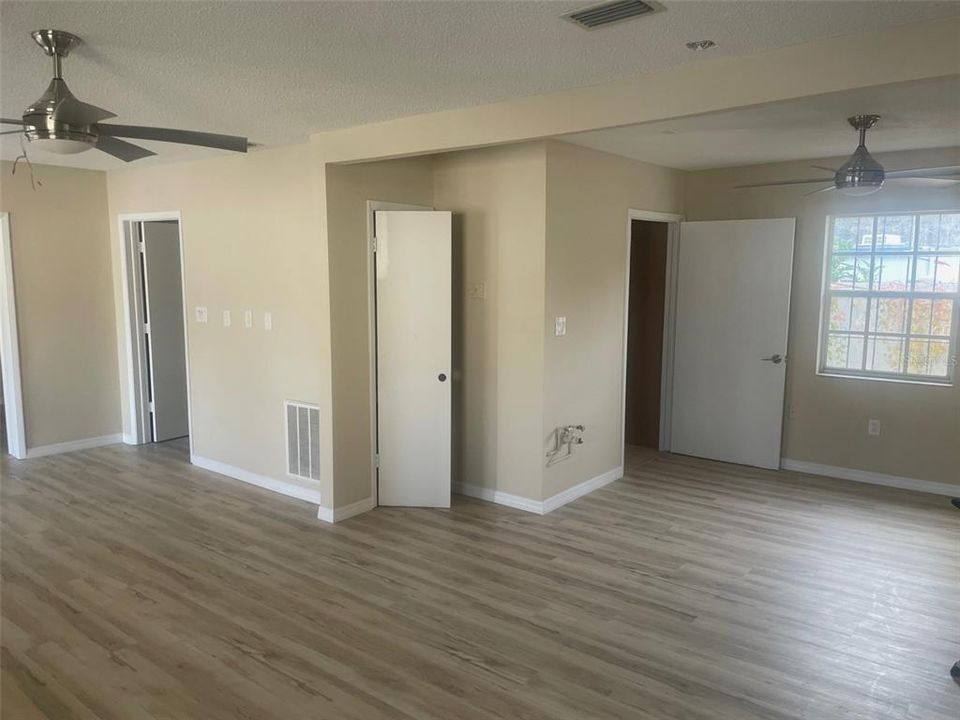 For Sale: $38,400 (0 beds, 0 baths, 1044 Square Feet)