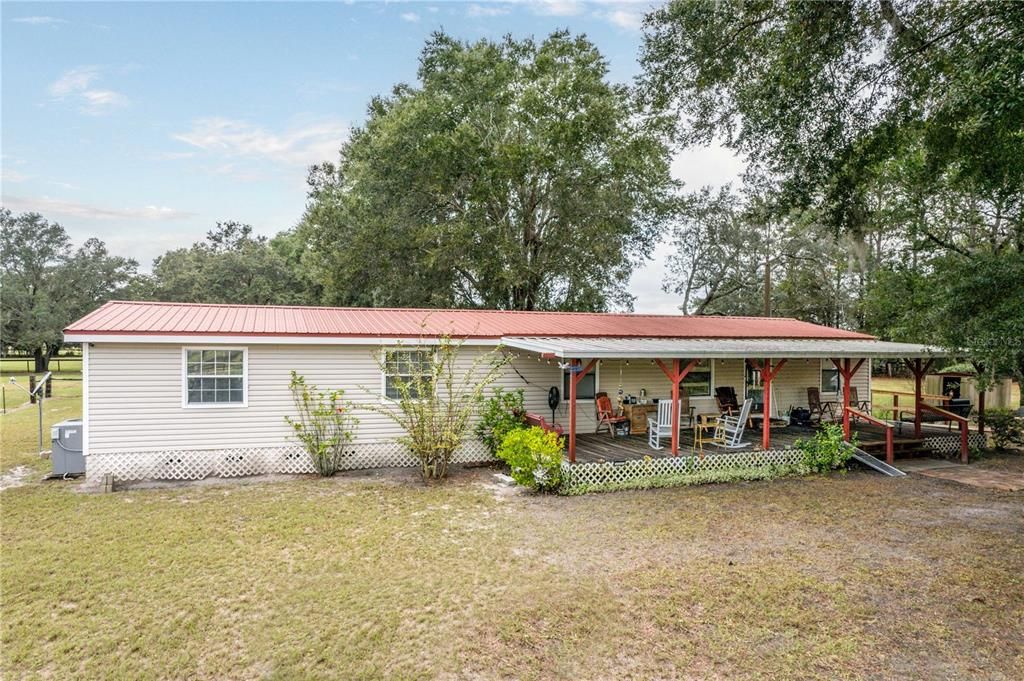 Recently Sold: $330,000 (4 beds, 2 baths, 1680 Square Feet)