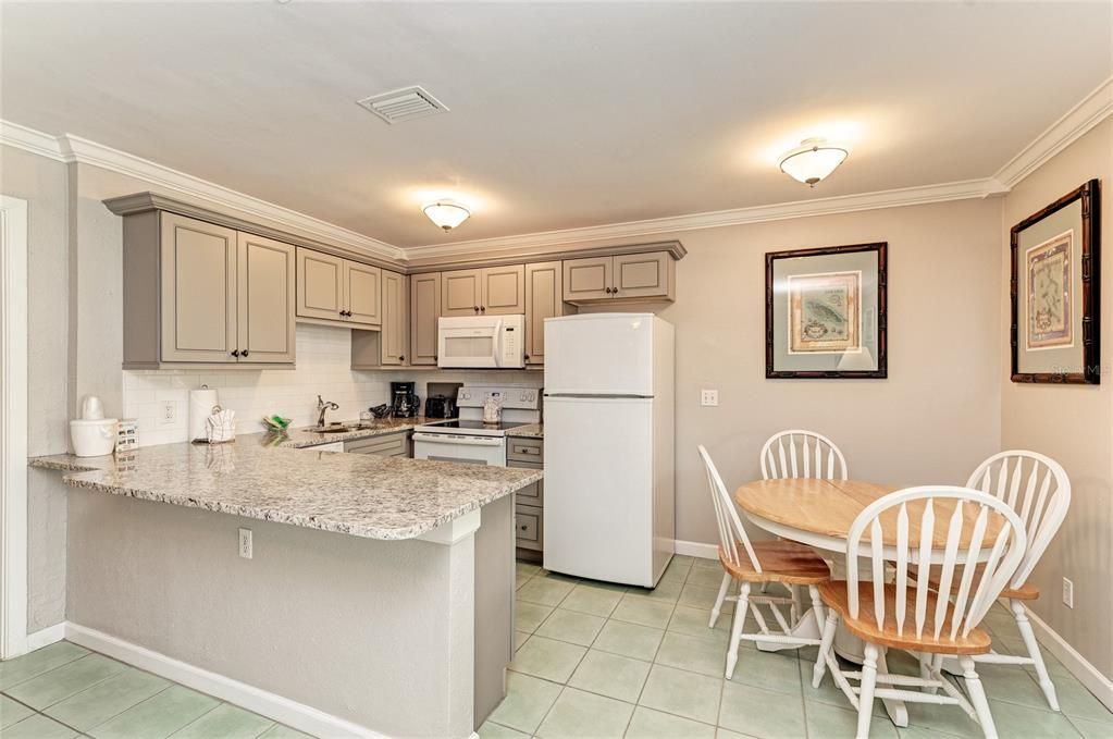 For Sale: $399,500 (1 beds, 1 baths, 540 Square Feet)