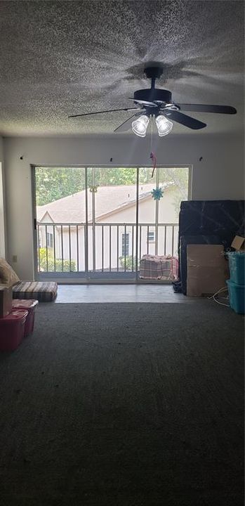 For Sale: $130,000 (2 beds, 2 baths, 1035 Square Feet)