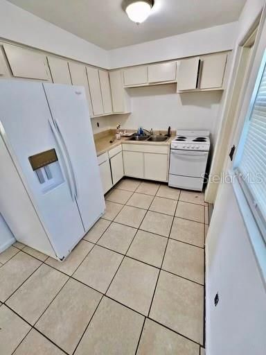 Recently Rented: $1,300 (1 beds, 1 baths, 667 Square Feet)