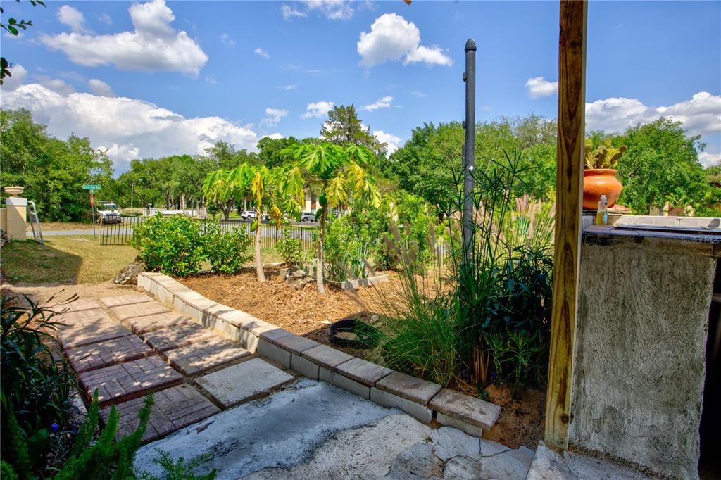 待售: $450,000 (3 贝兹, 2 浴室, 2147 平方英尺)