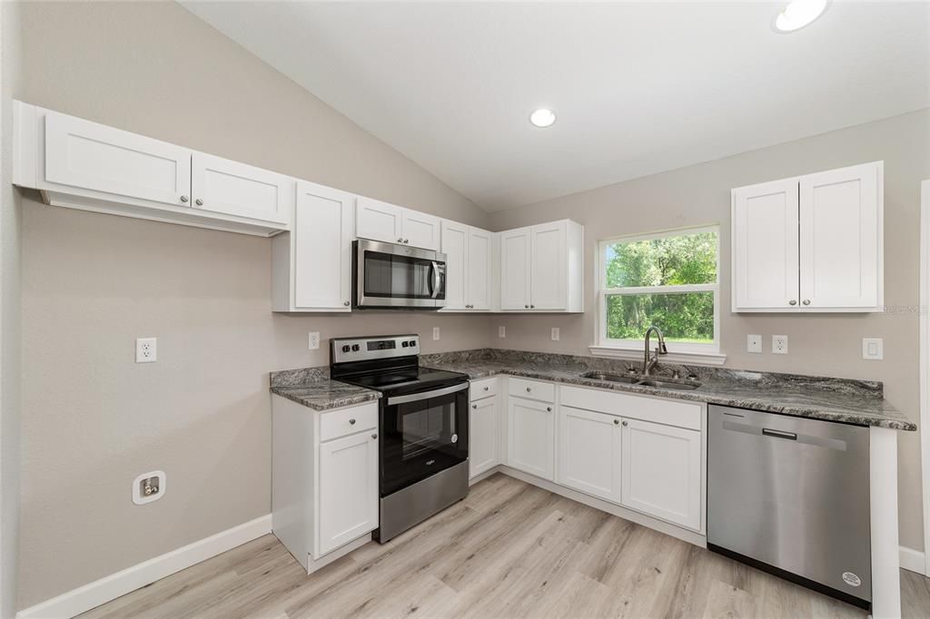 Active With Contract: $249,900 (4 beds, 2 baths, 1245 Square Feet)