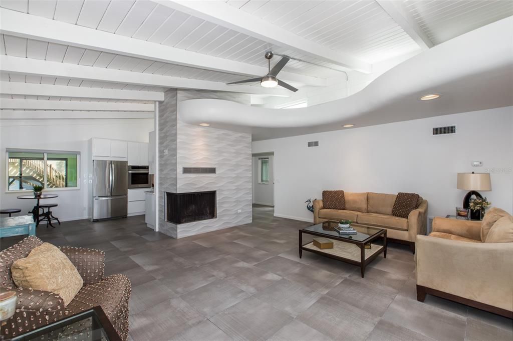 Active With Contract: $1,100,000 (4 beds, 3 baths, 2585 Square Feet)