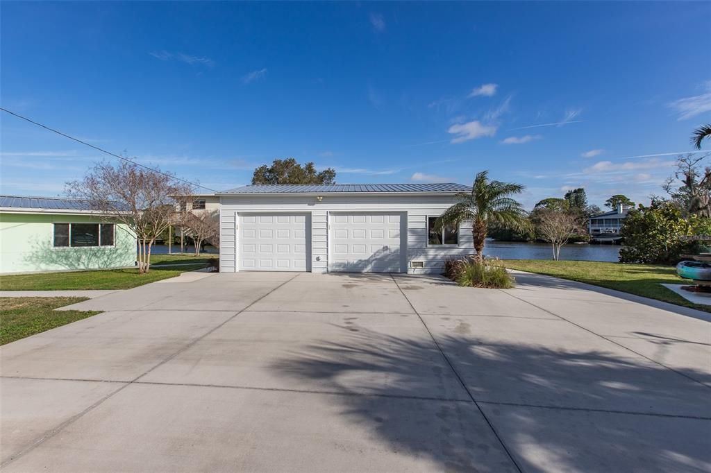 Active With Contract: $1,100,000 (4 beds, 3 baths, 2585 Square Feet)
