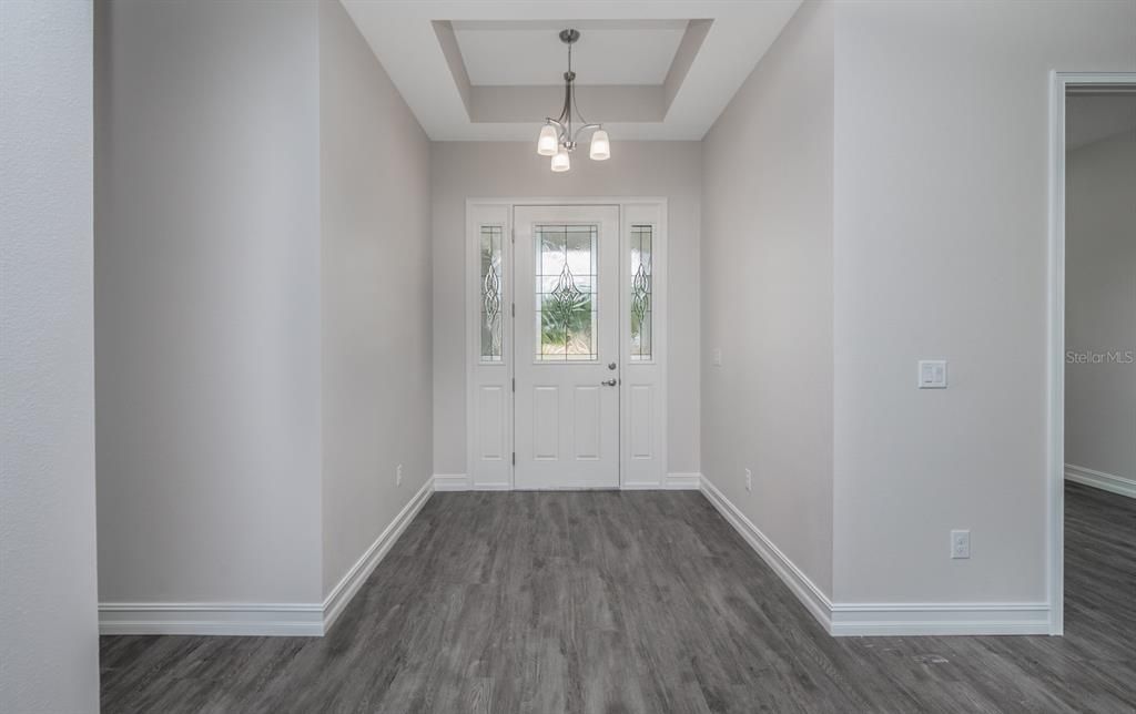 Active With Contract: $545,000 (3 beds, 3 baths, 2606 Square Feet)