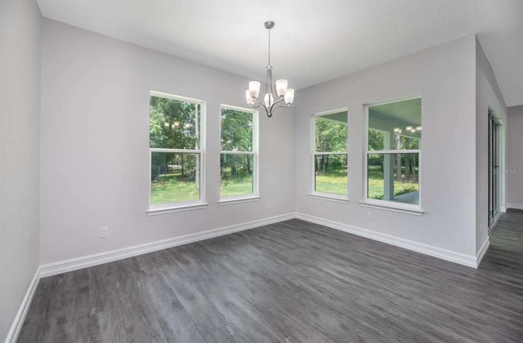 Active With Contract: $545,000 (3 beds, 3 baths, 2606 Square Feet)