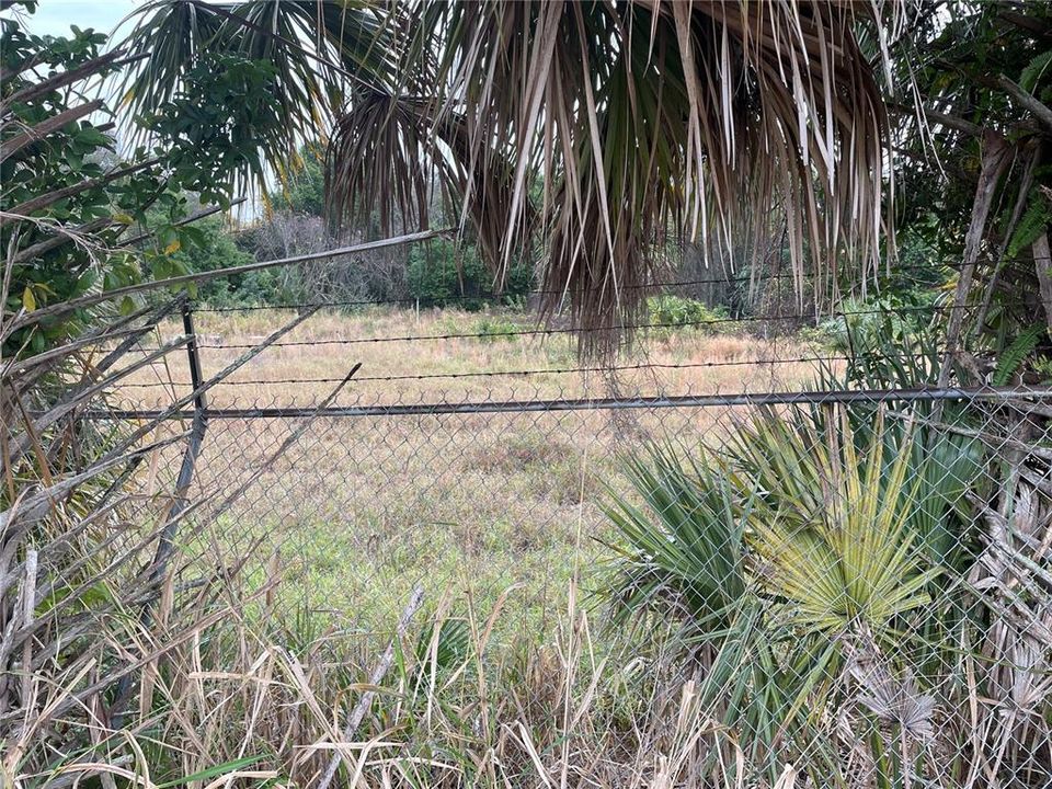 En Venta: $60,500 (0.46 acres)
