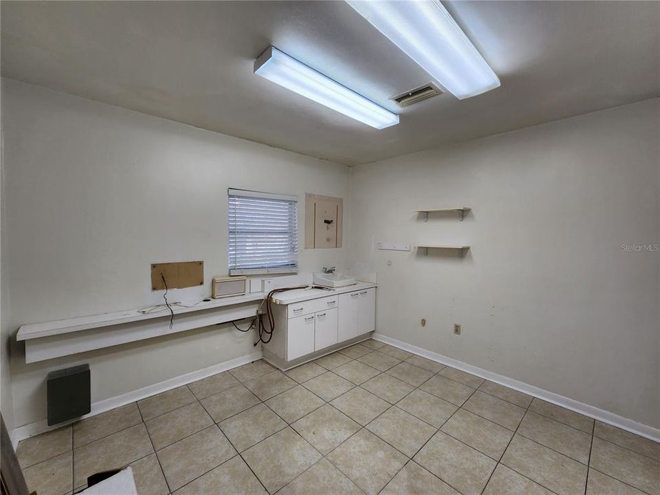For Sale: $18,600 (0 beds, 0 baths, 1279 Square Feet)