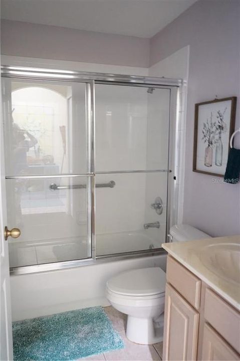 Active With Contract: $2,300 (2 beds, 2 baths, 1362 Square Feet)