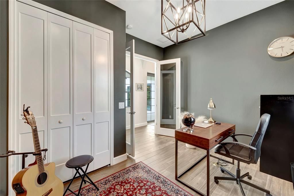 Active With Contract: $825,000 (3 beds, 2 baths, 2106 Square Feet)