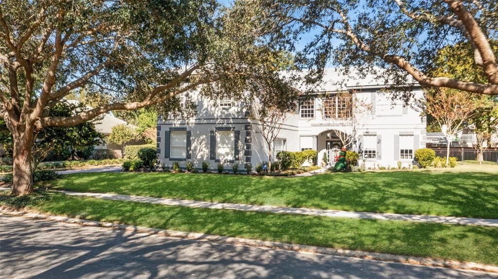 Recently Sold: $1,250,000 (6 beds, 4 baths, 4695 Square Feet)