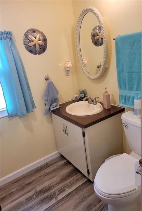 Active With Contract: $117,500 (2 beds, 1 baths, 722 Square Feet)
