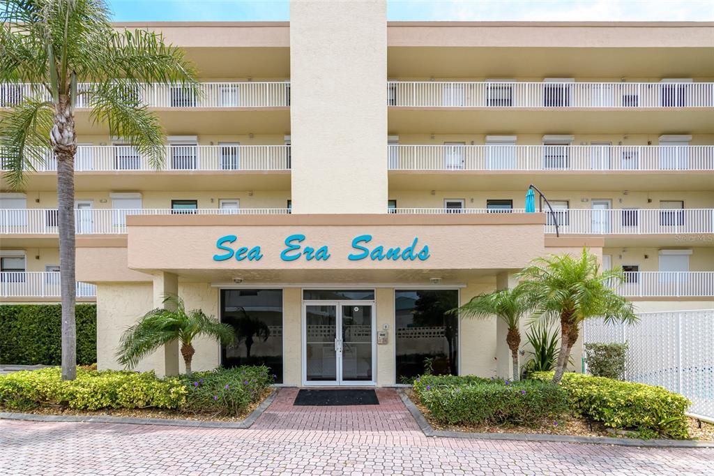 Recently Sold: $775,000 (3 beds, 3 baths, 1843 Square Feet)