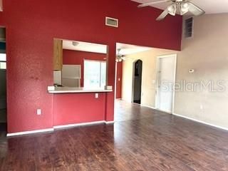 Recently Sold: $195,000 (3 beds, 1 baths, 972 Square Feet)