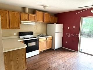 Recently Sold: $195,000 (3 beds, 1 baths, 972 Square Feet)