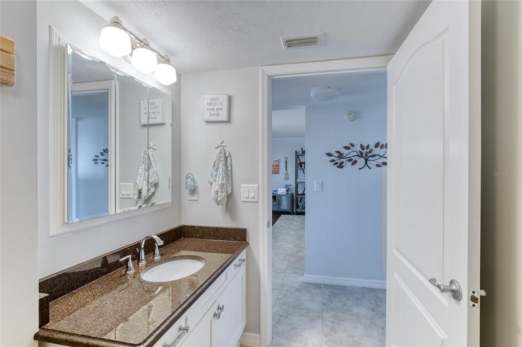 Active With Contract: $472,500 (3 beds, 2 baths, 1843 Square Feet)