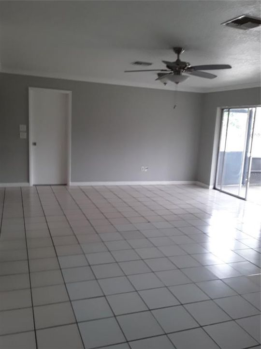 For Sale: $274,500 (3 beds, 2 baths, 1282 Square Feet)