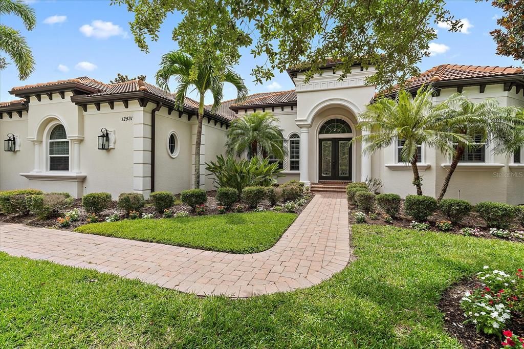 Recently Sold: $2,699,000 (4 beds, 4 baths, 5232 Square Feet)