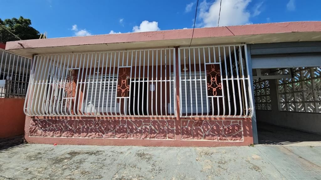 Vendido Recientemente: $68,000 (2 camas, 2 baños, 24 Pies cuadrados)