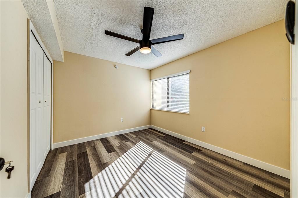 Active With Contract: $249,900 (3 beds, 2 baths, 1317 Square Feet)