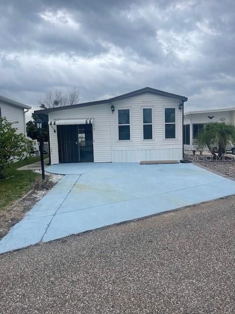 Recently Sold: $99,900 (1 beds, 1 baths, 656 Square Feet)