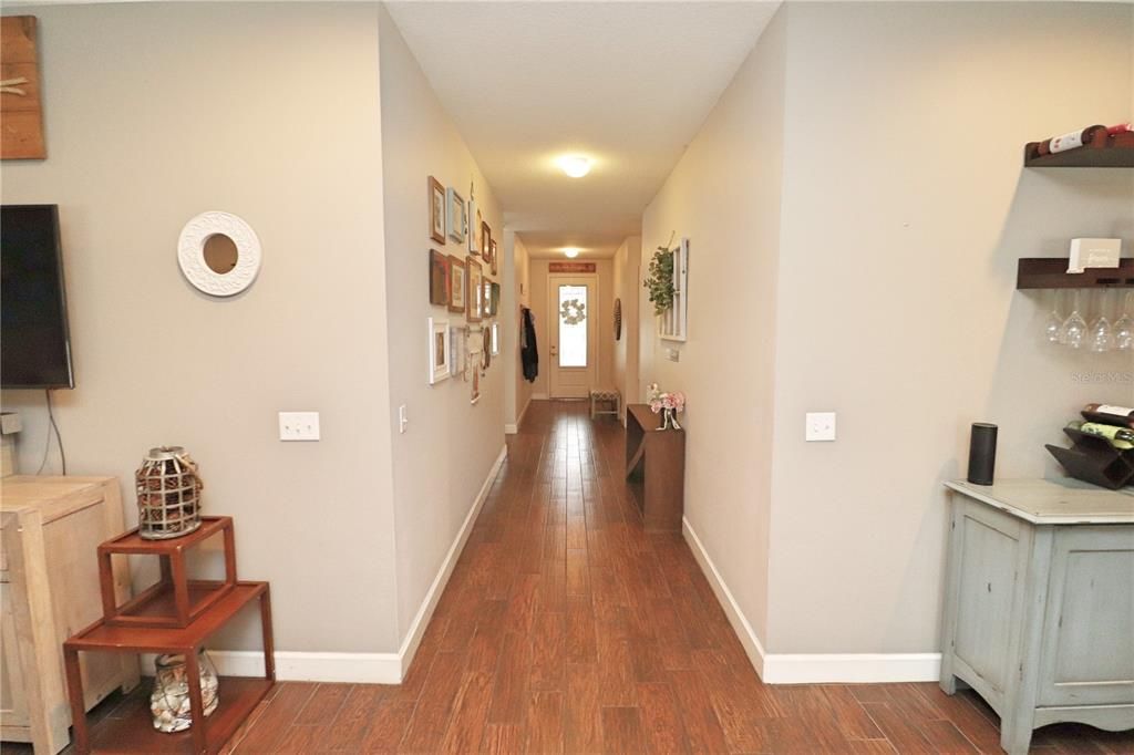 Active With Contract: $365,000 (3 beds, 2 baths, 1883 Square Feet)