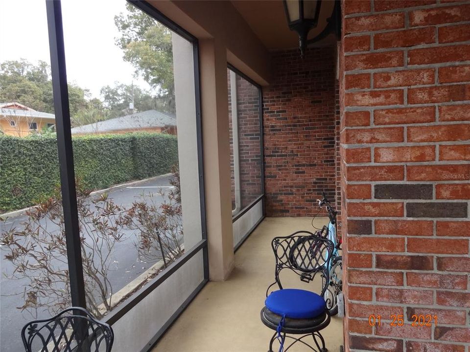 Recently Rented: $2,600 (2 beds, 2 baths, 1500 Square Feet)