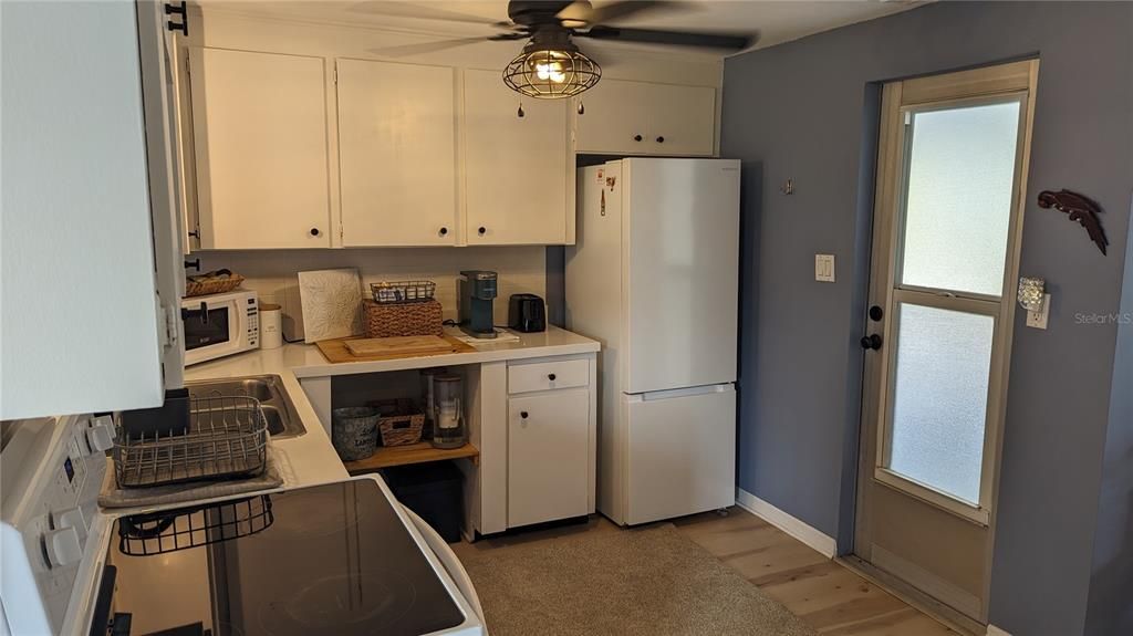 Recently Rented: $2,400 (2 beds, 2 baths, 1026 Square Feet)