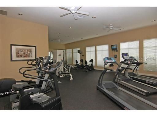 Active With Contract: $1,750 (2 beds, 2 baths, 1089 Square Feet)